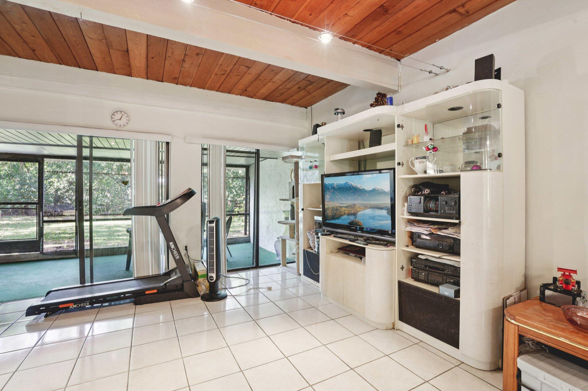 RIVERWOOD SEC 3 - Residential