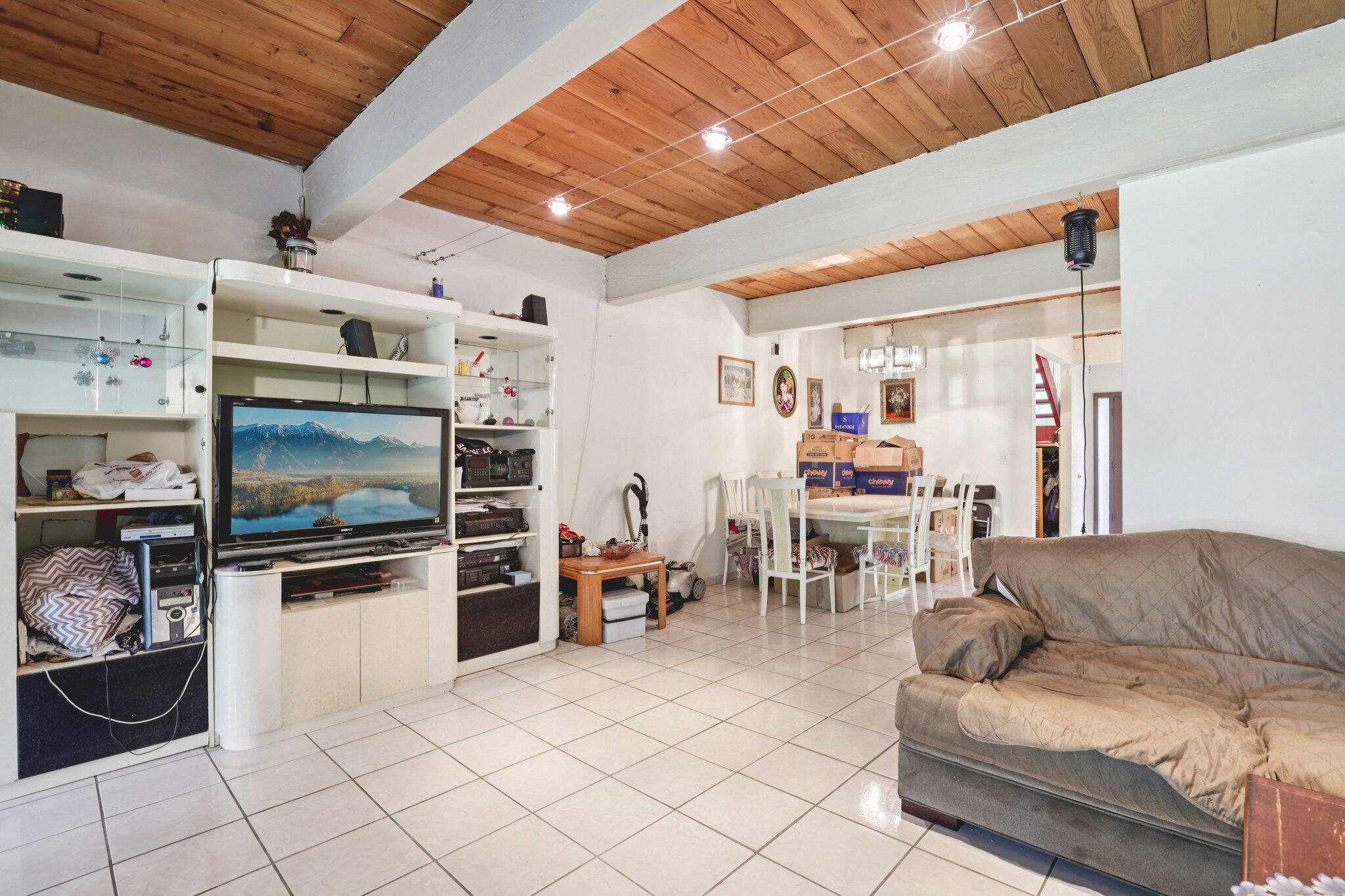 RIVERWOOD SEC 3 - Residential