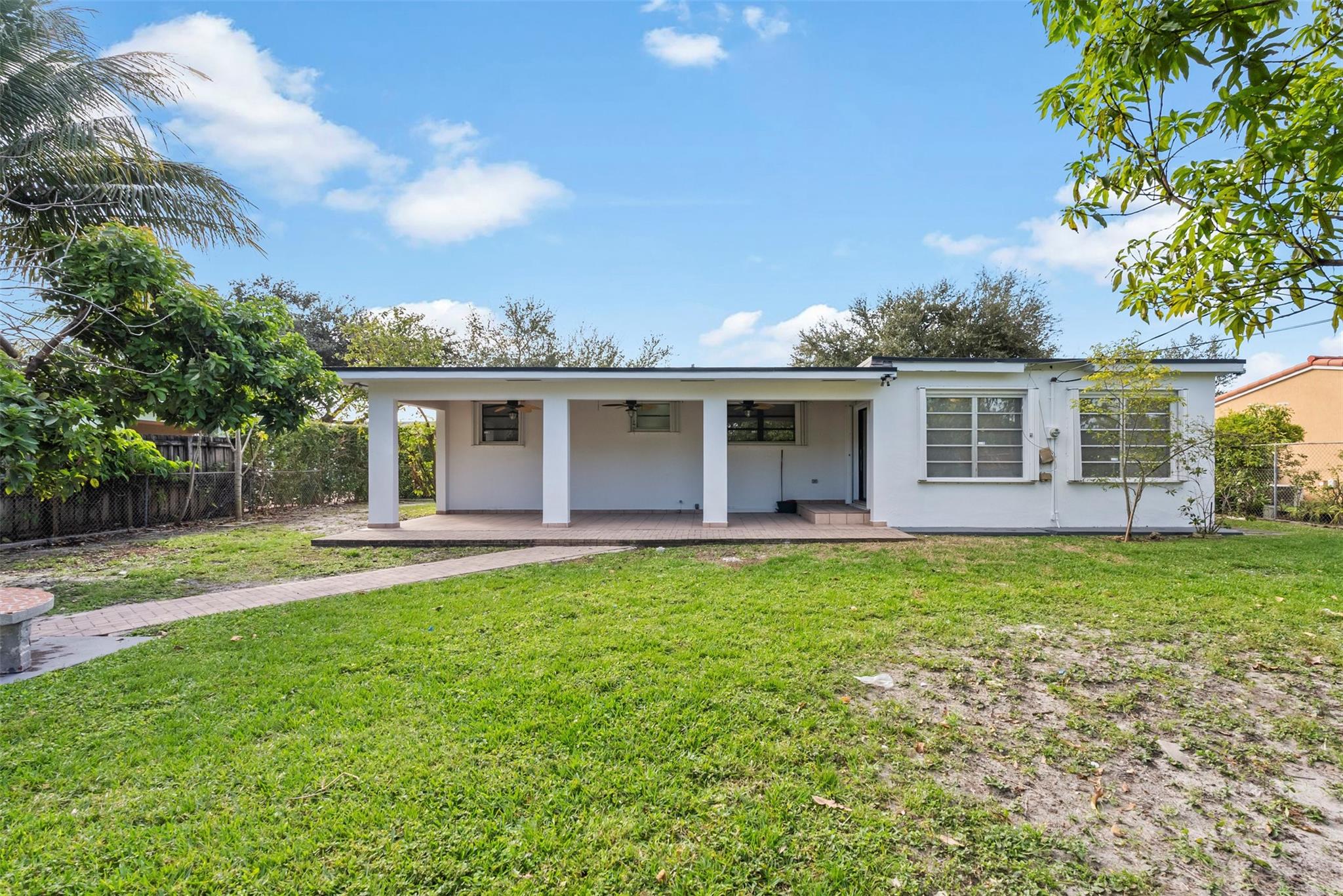 Baker Manor - Residential
