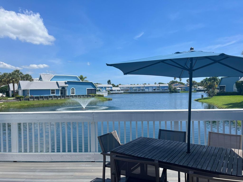 Photo of 902 Ocean Dunes Circle, Jupiter, FL 33477 (MLS # R11169407)