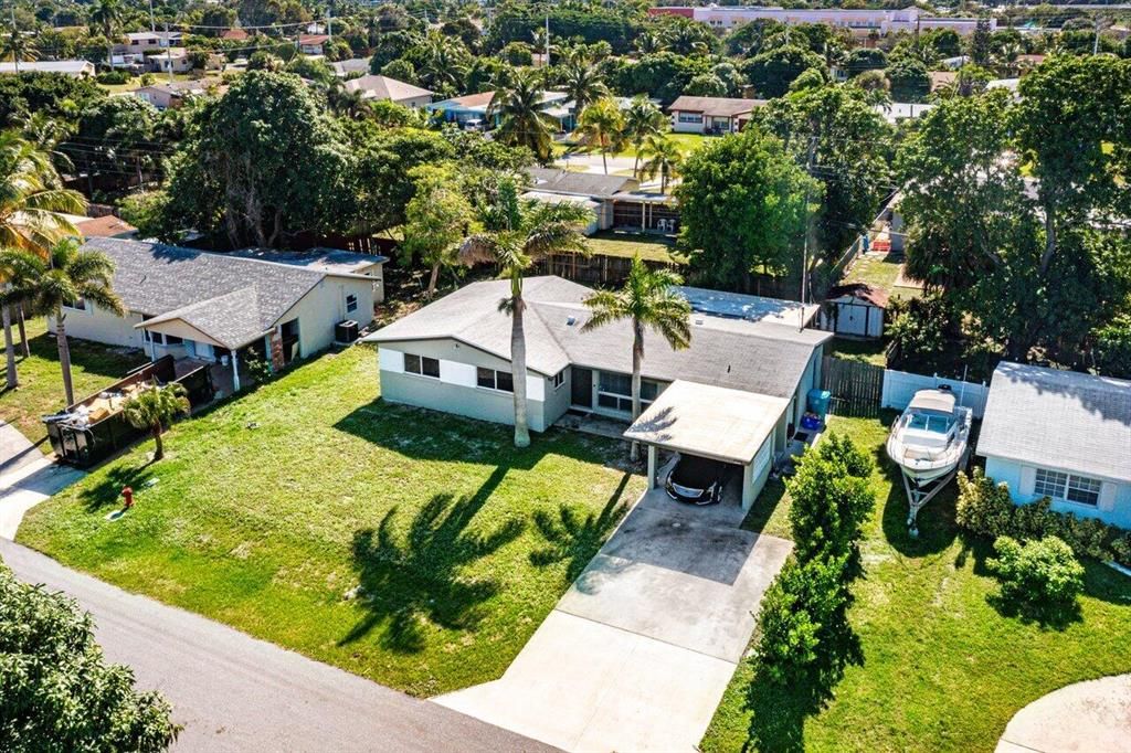Photo of 432 SW 8th Avenue, Boynton Beach, FL 33435 (MLS # R10759694)