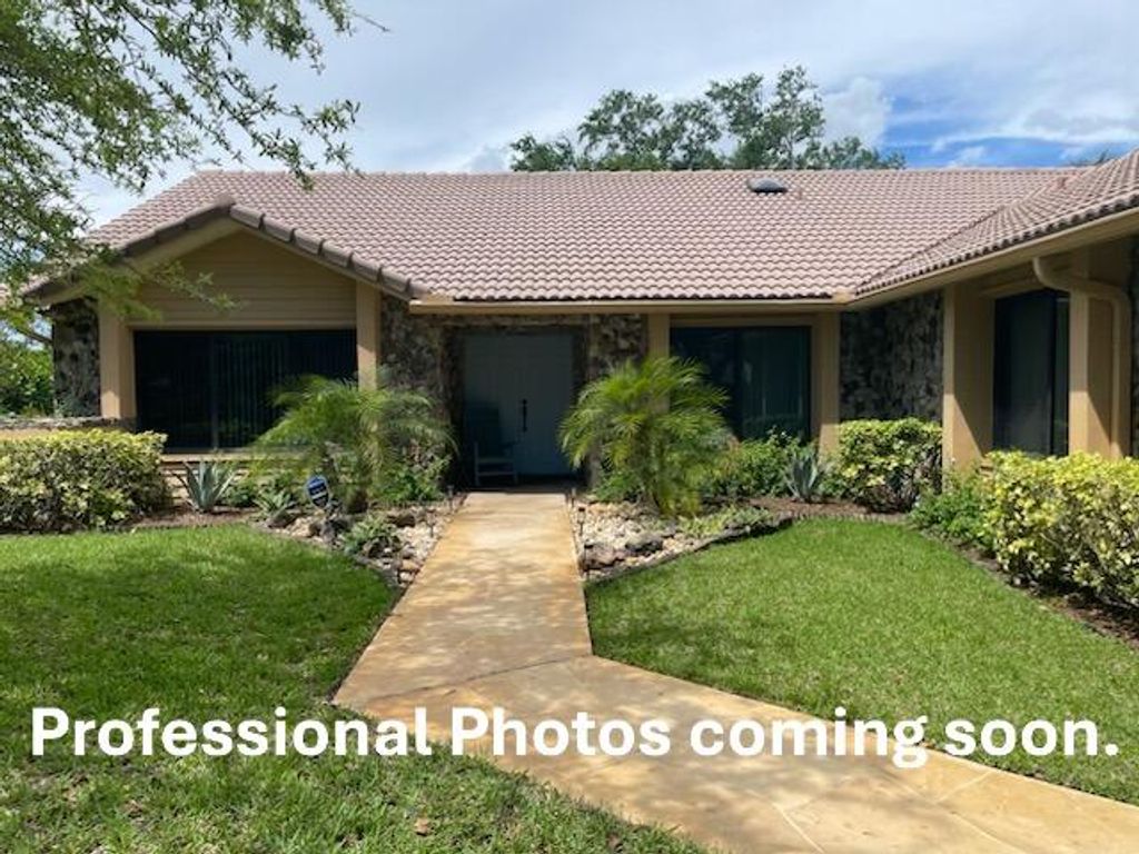 Photo of 9127 NW 51st Place, Coral Springs, FL 33067 (MLS # B26005259)