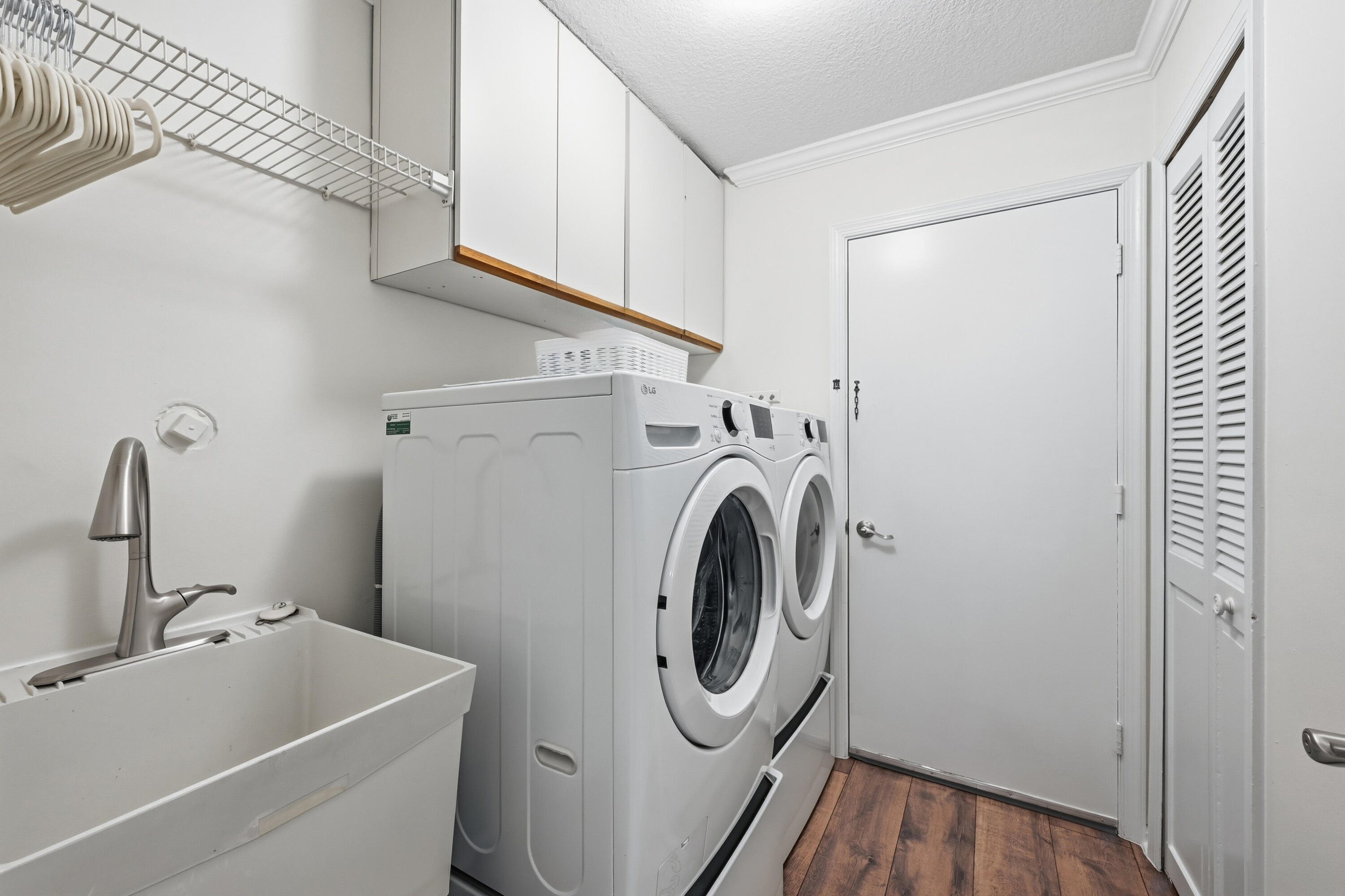 PINE RIDGE - Residential