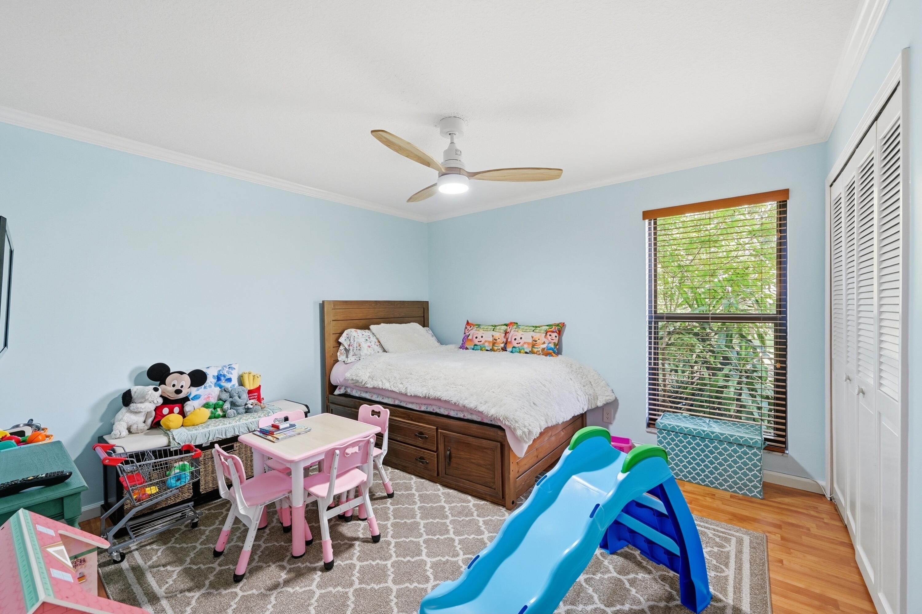 PINE RIDGE - Residential