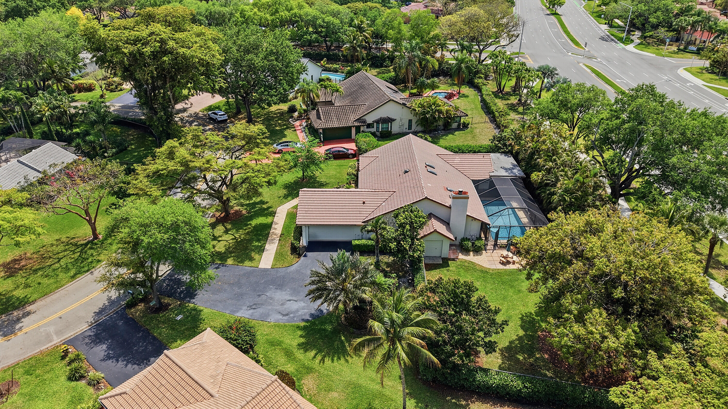 PINE RIDGE - Residential