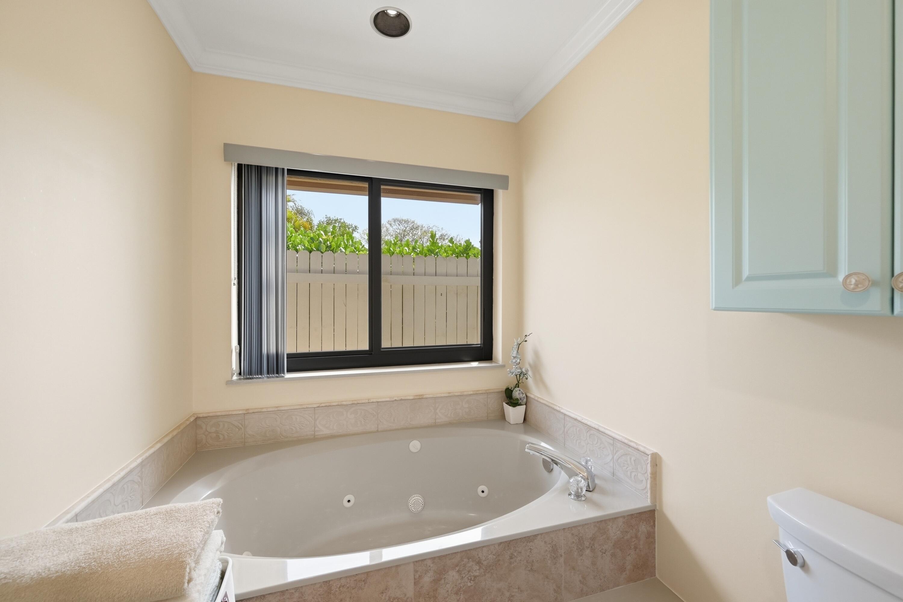 PINE RIDGE - Residential