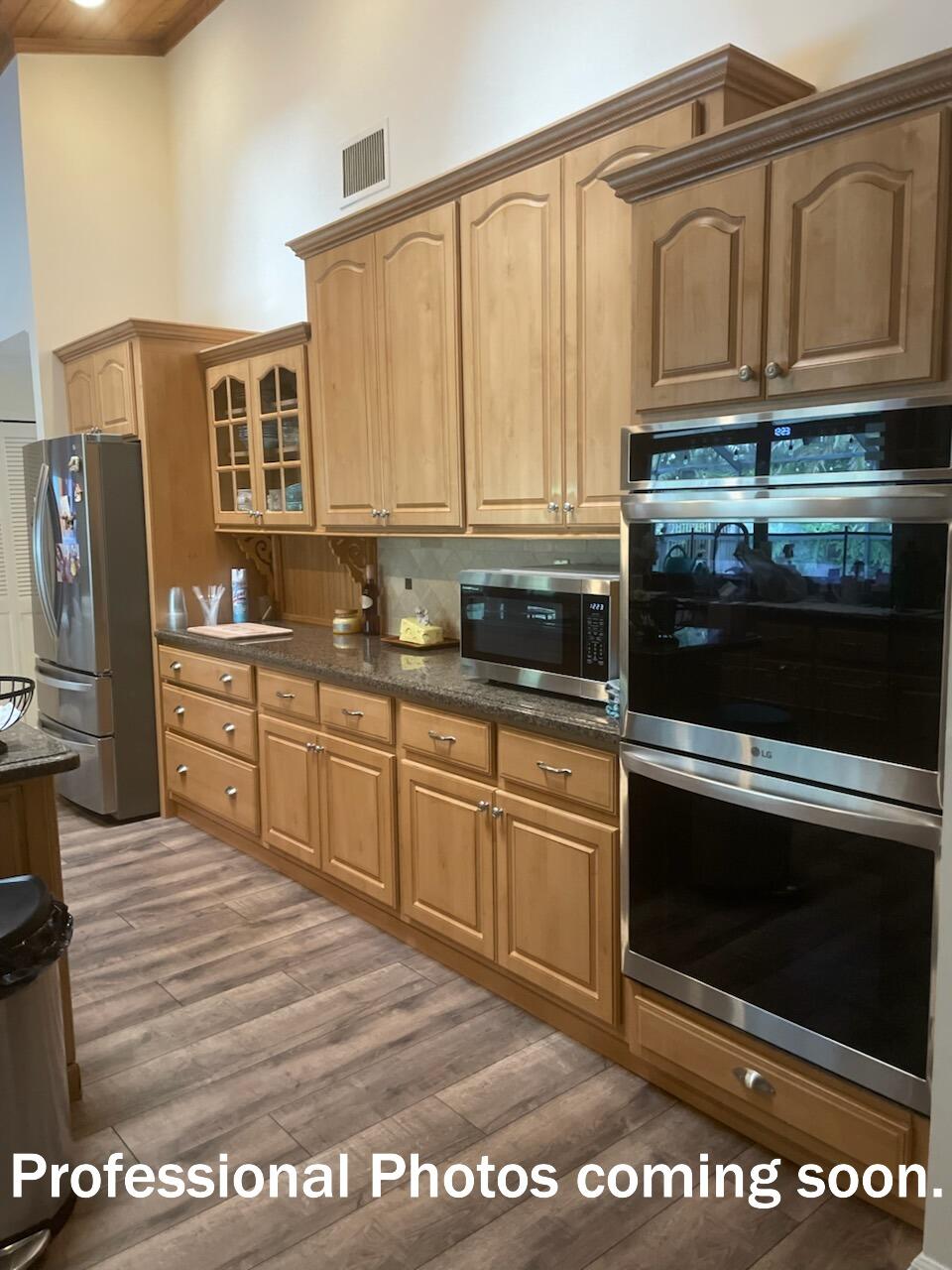 PINE RIDGE - Residential