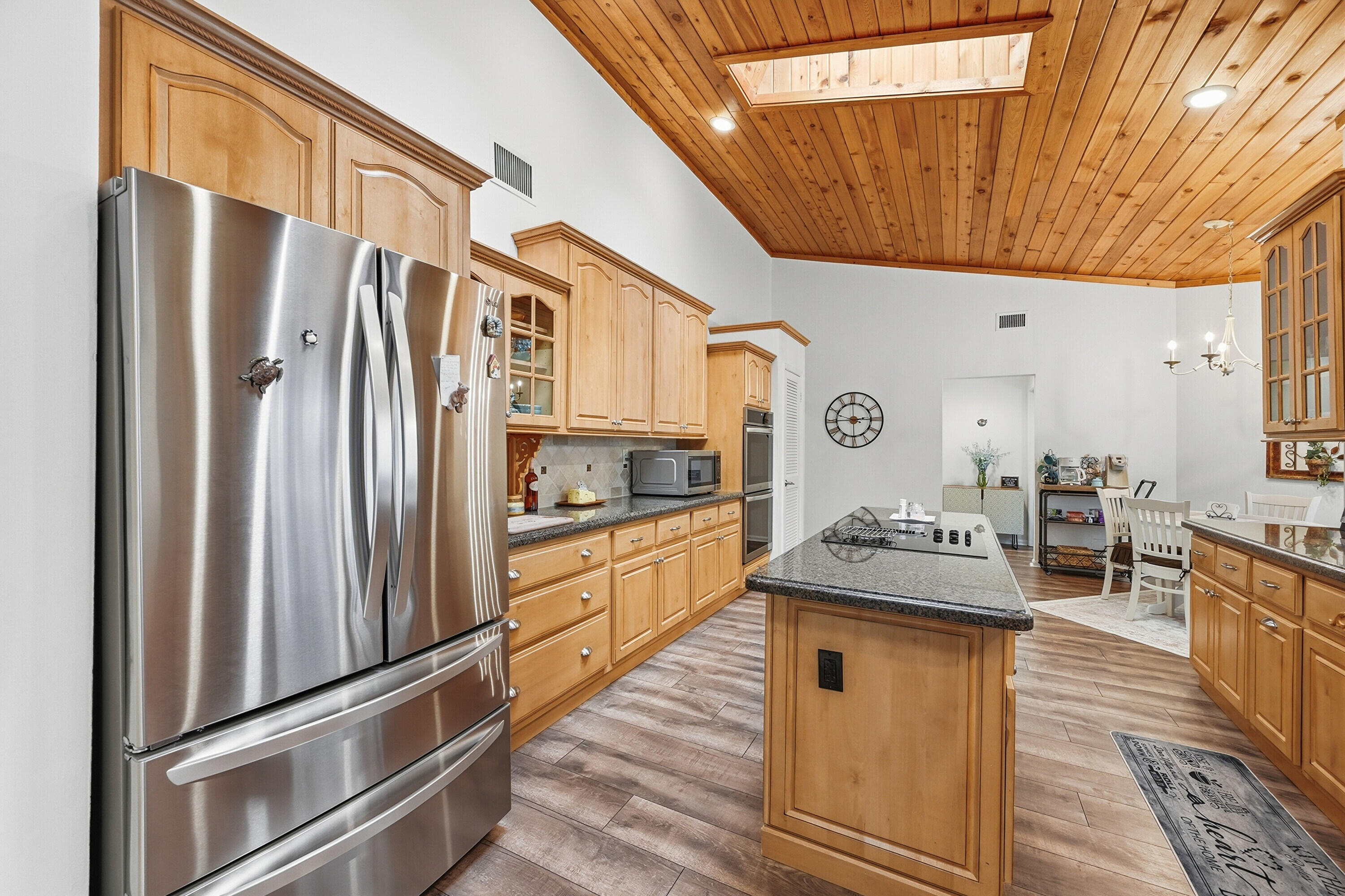 PINE RIDGE - Residential