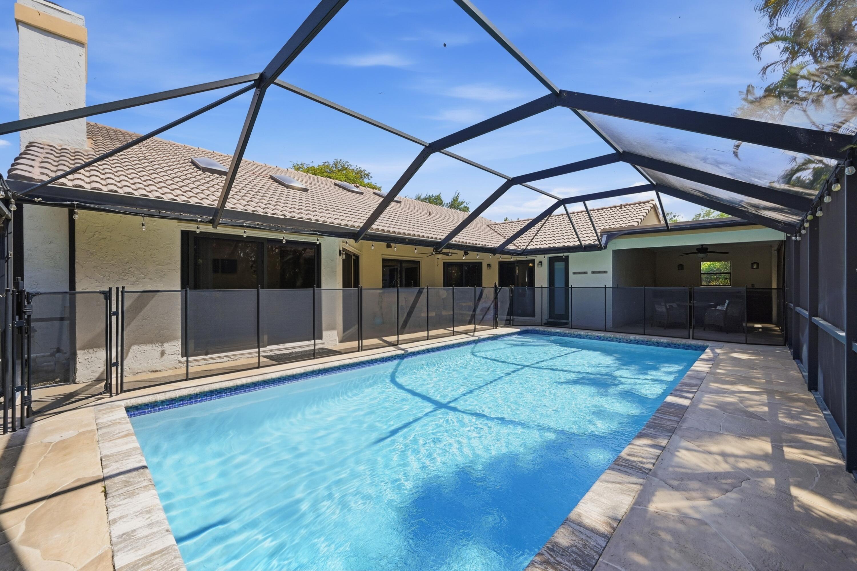 PINE RIDGE - Residential