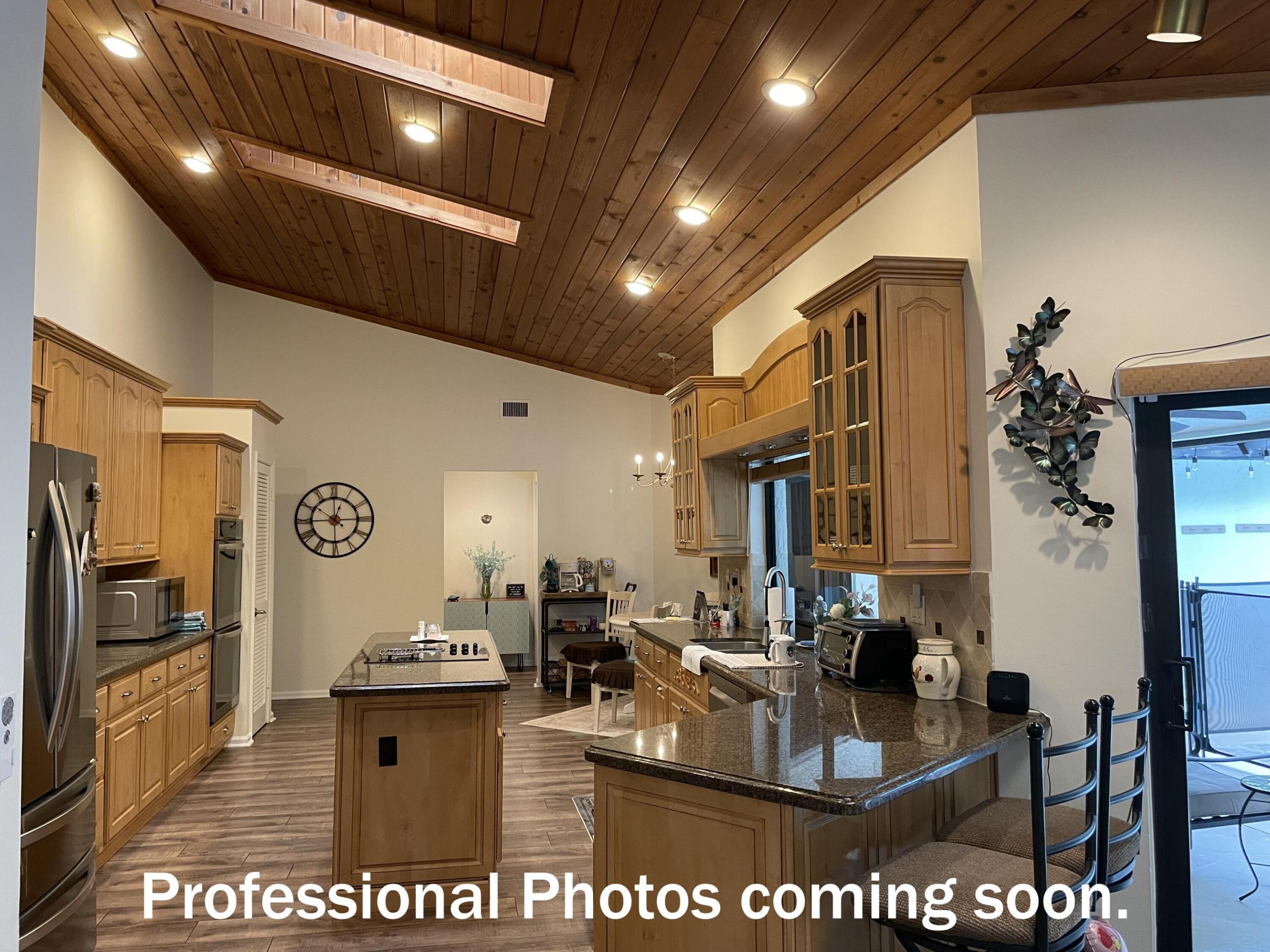 PINE RIDGE - Residential