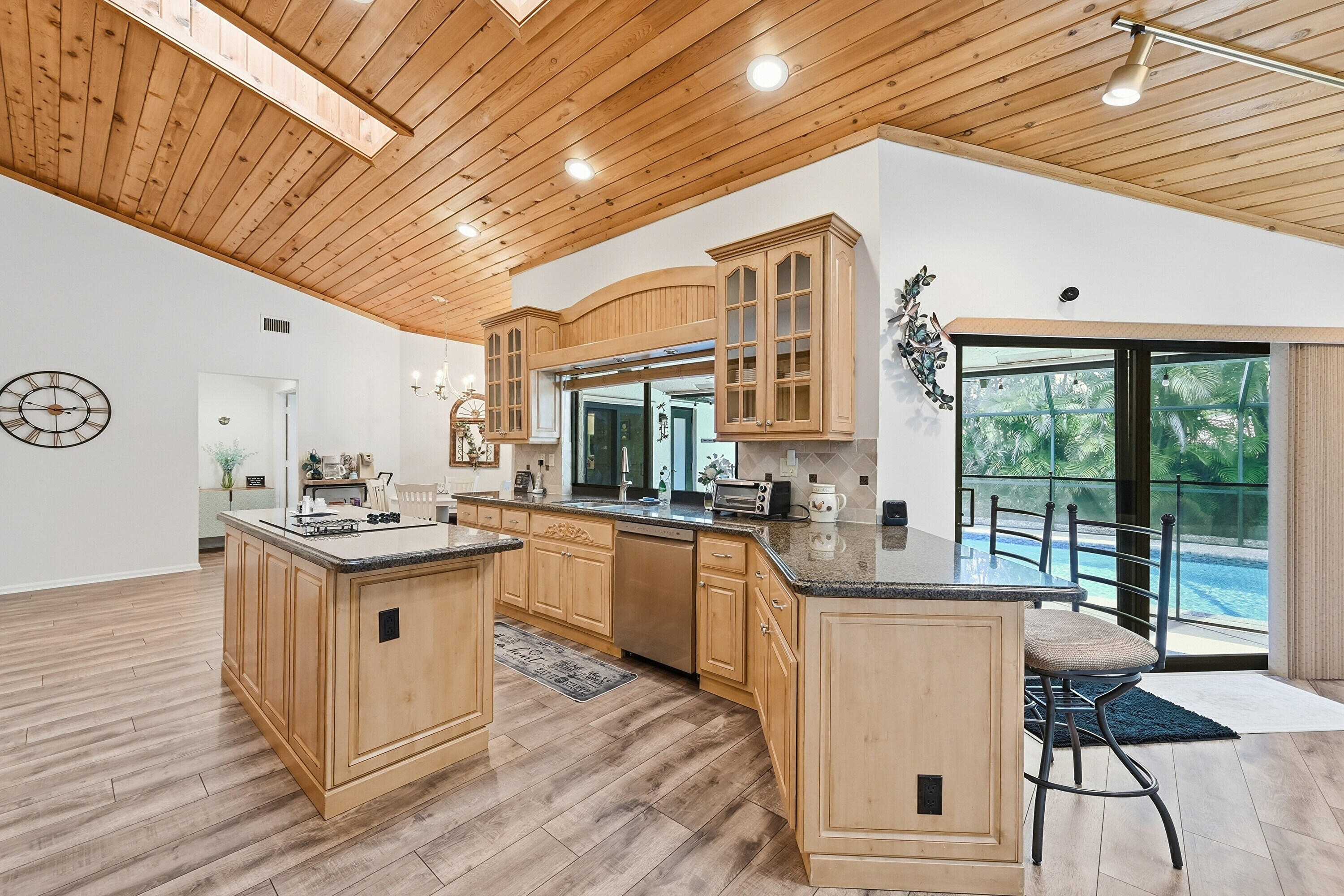 PINE RIDGE - Residential