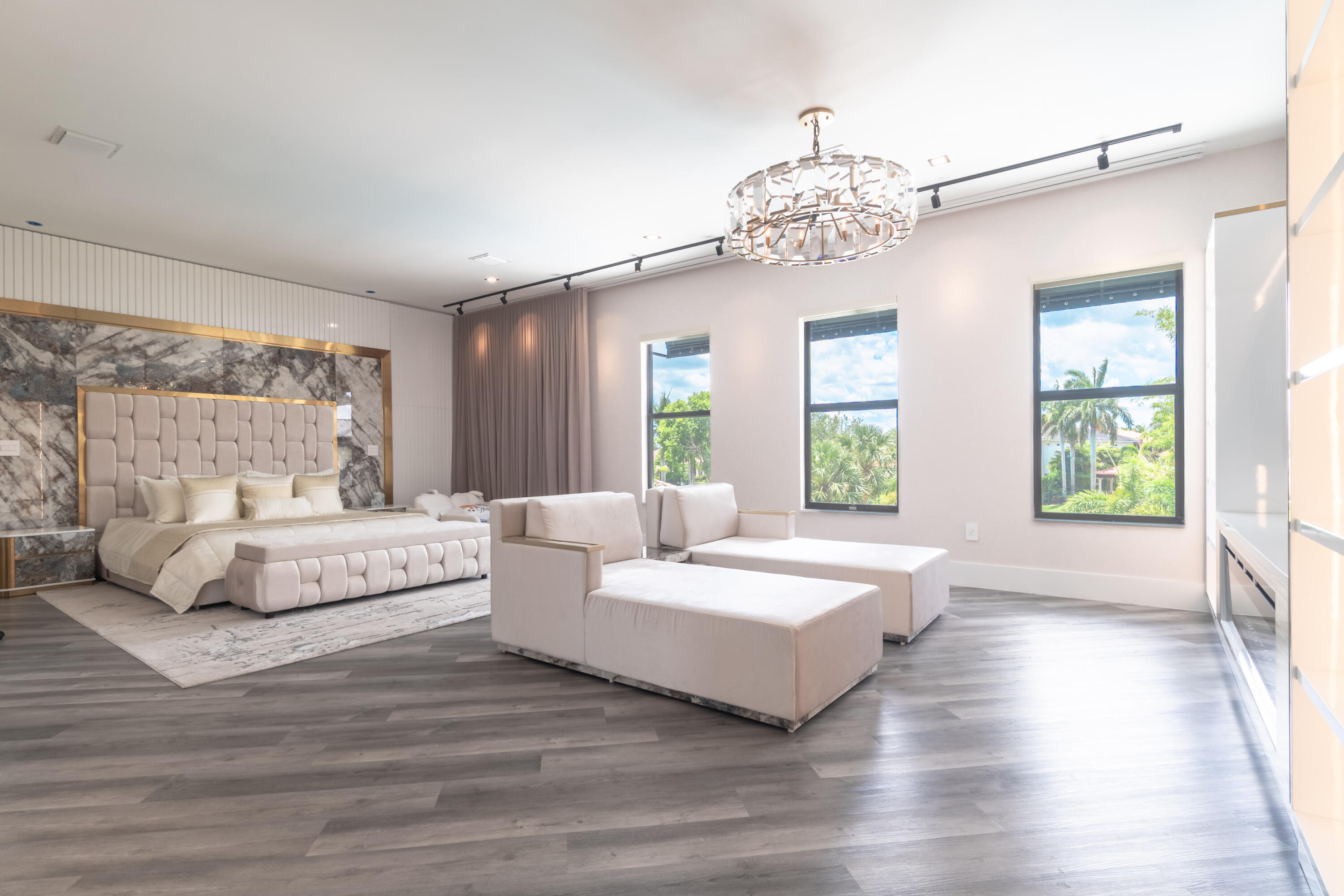 HERON BAY EAST - Residential