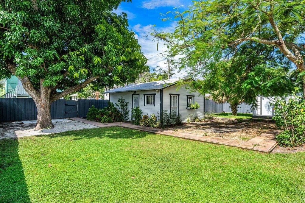 Renovated detached 1 bedroom 1 bathroom cottage. Private parking. Central a/c. Patio. Water, electric, gas, and trash included in the rent. Laundry room. Plenty of outdoor space! Quick move available. Located only a few blocks to Downtown Lake Worth Beach. Walk to Publix, Starbucks, shopping, and restaurants. Easy access to Interstate 95, FL turnpike, hospitals, and airports. Call today.