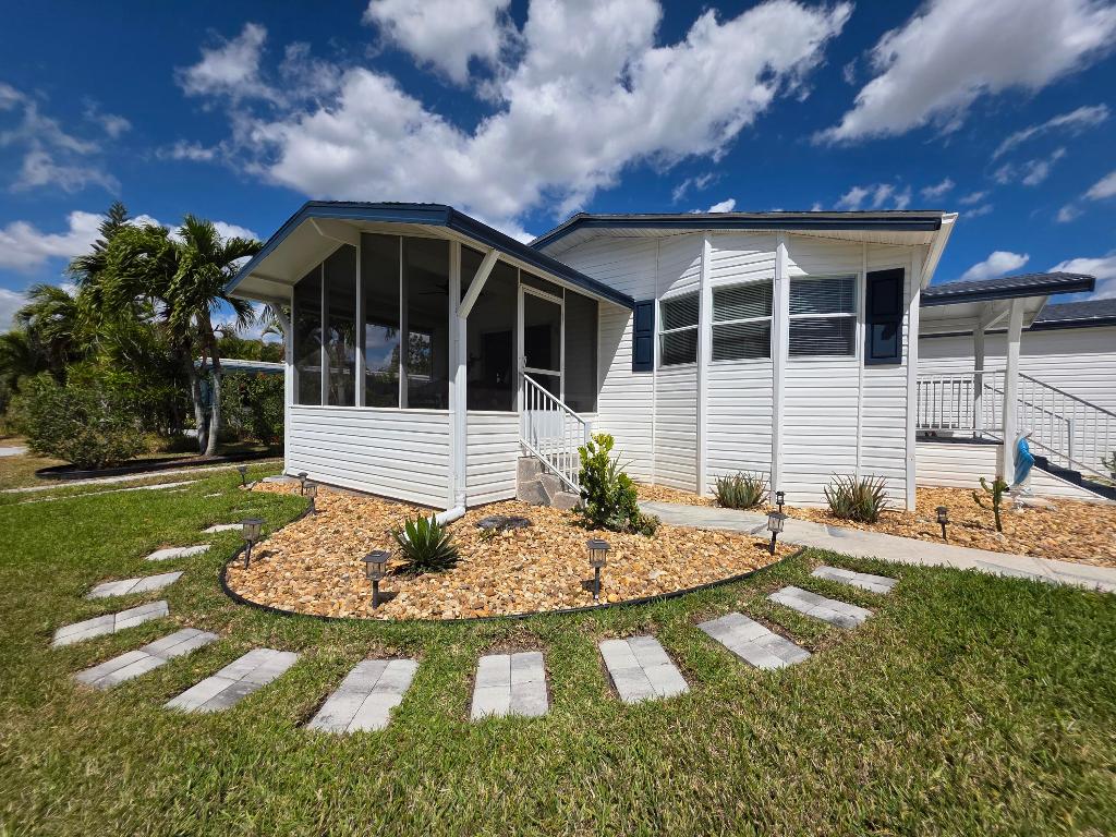 Maralago Cay - Residential