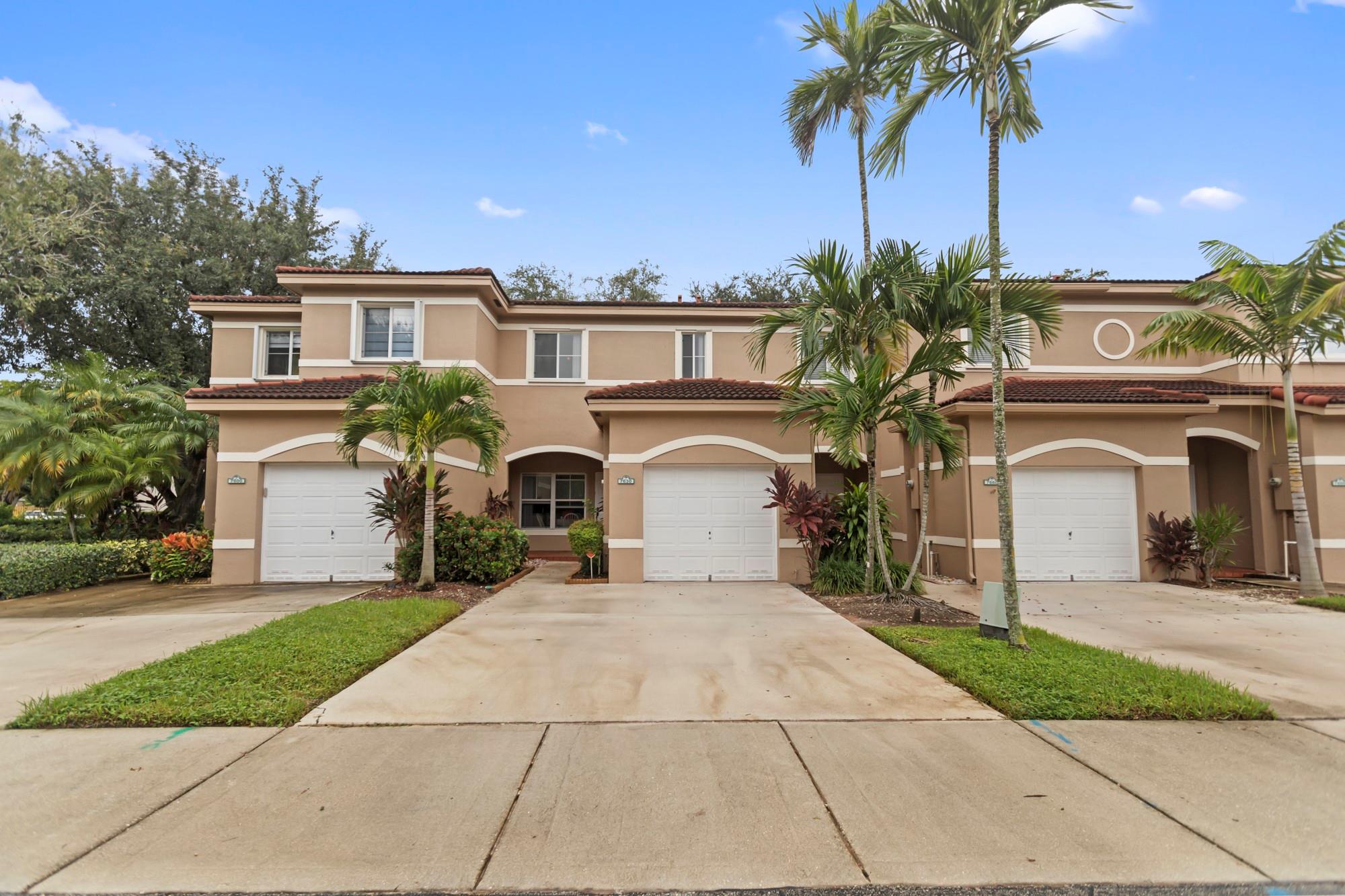 PRICE JUST REDUCED!!!!!
LOCATED IN A BEAUTIFUL, SOUGHT-AFTER NEIGHBORHOOD, THIS 3 - BEDROOM, 2.5 - BATHROOM TOWNHOME OFFERS TREMENDOUS POTENTIAL! PROPERTY IS DATED, HOWEVER VERY WELL MAINTAINED! JUST MINUTES FROM PREMIER SHOPPING, DINING, AND HIGHLY-RATED SCHOOLS, IT'S THE PERFECT OPPORTUNITY FOR A STARTER HOME OR INVESTORS. THE PROPERTY FEATURES DOWN STAIRS TILE, CARPET UPSTAIRS, EAT IN KITCHEN, HURRICANE SHUTTERS, FENCE IN BACKYARD, MANGO TREE IN THE BACKYARD WITH GREAT BONES AND ENDLESS POSSIBILITIES FOR IMPROVEMENT. WITH A LITTLE LOVE AND CREATIVITY, YOU CAN TRANSFORM THIS SPACE INTO SOMETHING TRULY SPECIAL. ALSO NEAR NOVA UNIVERSITY GREAT FOR STUDENTS. DON'T MISS OUT ON THIS RARE FIND IN AN UNBEATABLE LOCATION!