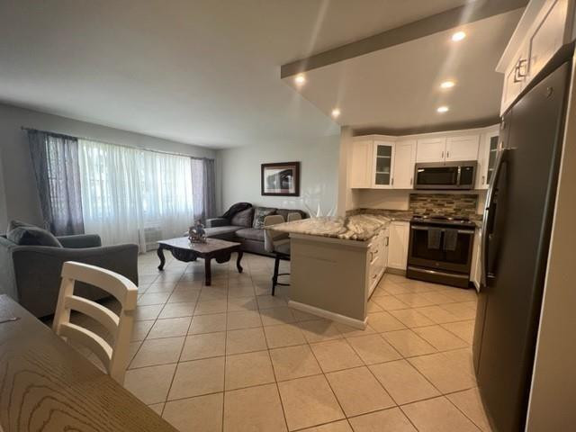 CAMBRIDGE CONDO - Residential Lease