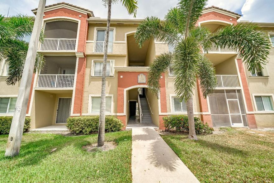 First floor 3 bedroom, 2 bathroom Condo in the heart of Davie. This great size Condo has ceramic tile throughout. This Condo comes with a storage. Recent upgrades are the 2 year old A/C, new stainless steel dishwasher and a new garbage disposal. This property is overlooking to the pool. The property is conveniently located  on Nova drive, close to NSU, Trader Joes, and the Tower Shops. Great location