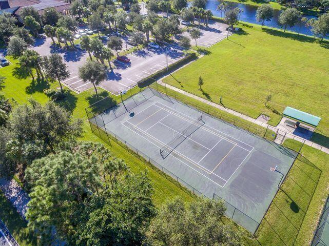 CASTLE PINES CONDOMINIUM - Residential Lease