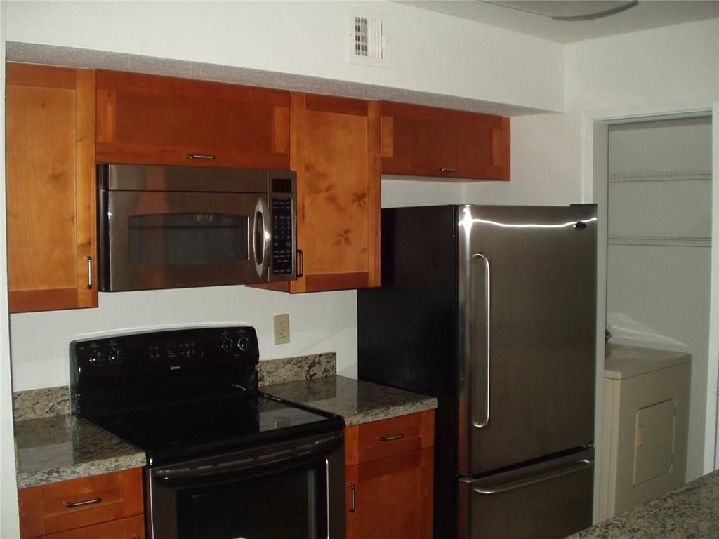 Savannah At Riverside Con - Residential Lease