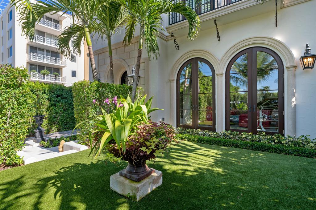 ROYAL PARK - Residential