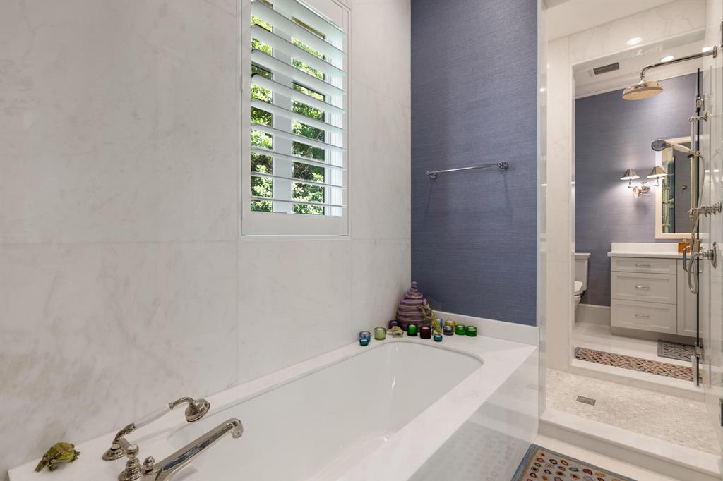 ROYAL PARK - Residential