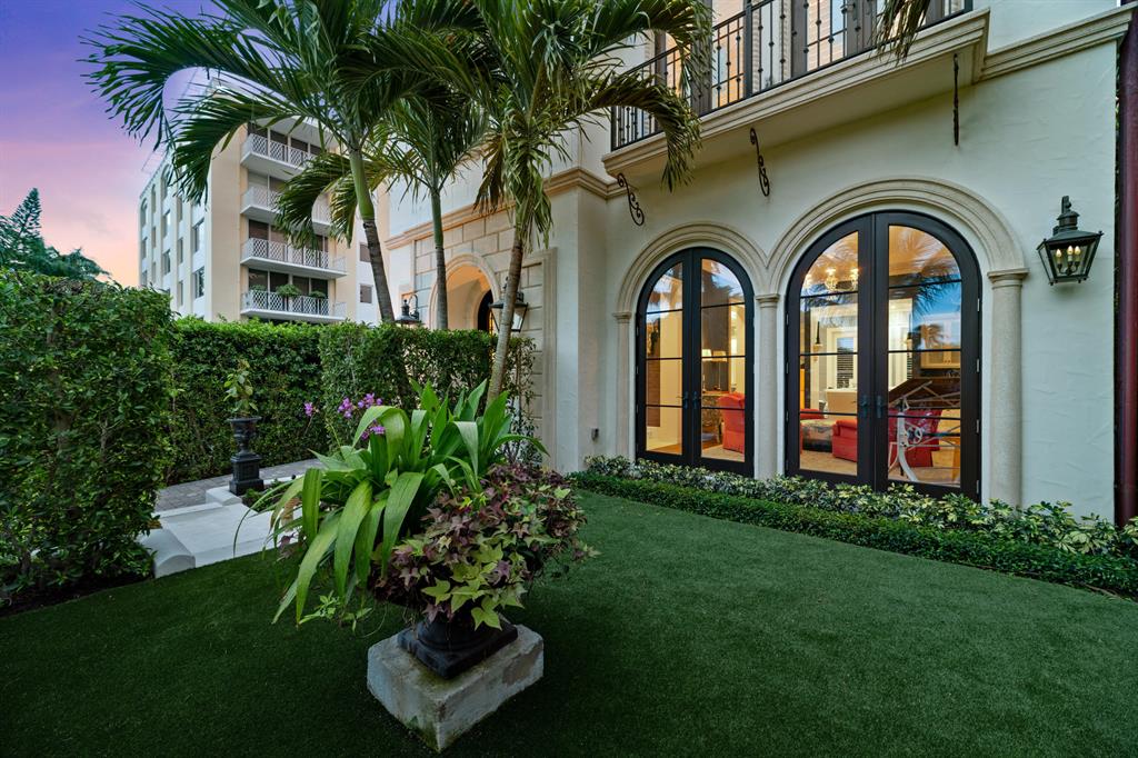 ROYAL PARK - Residential