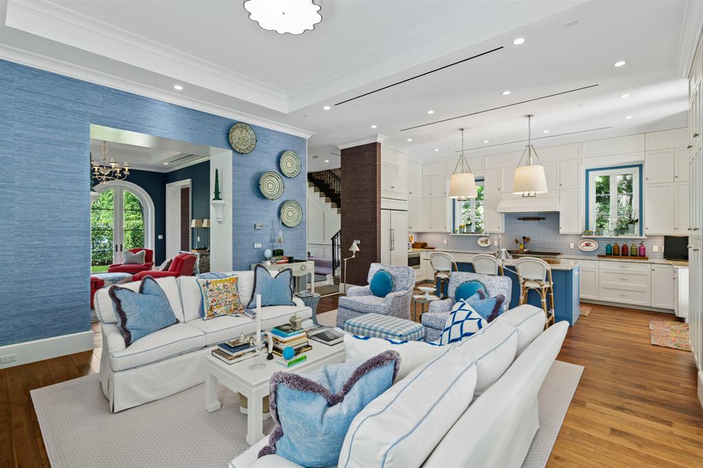 ROYAL PARK - Residential