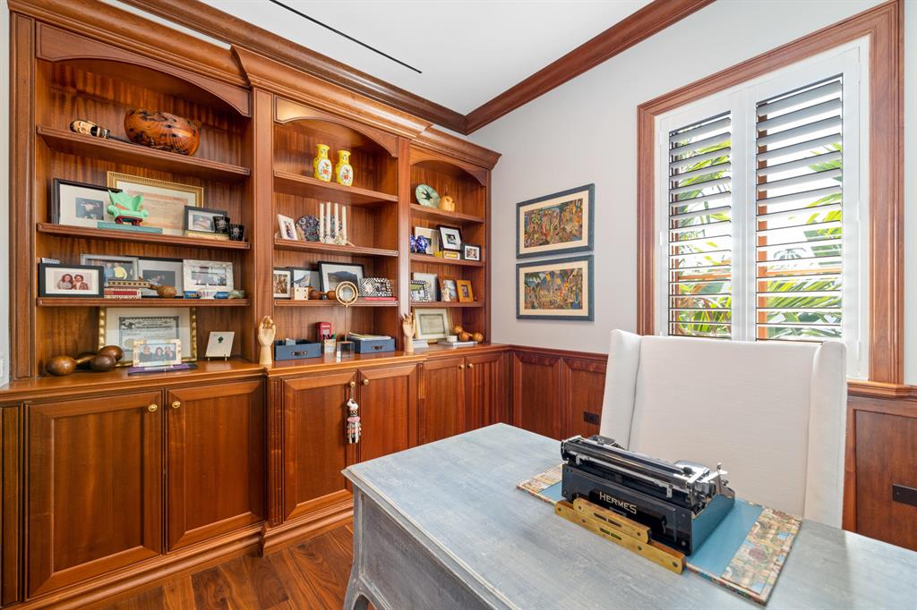 ROYAL PARK - Residential