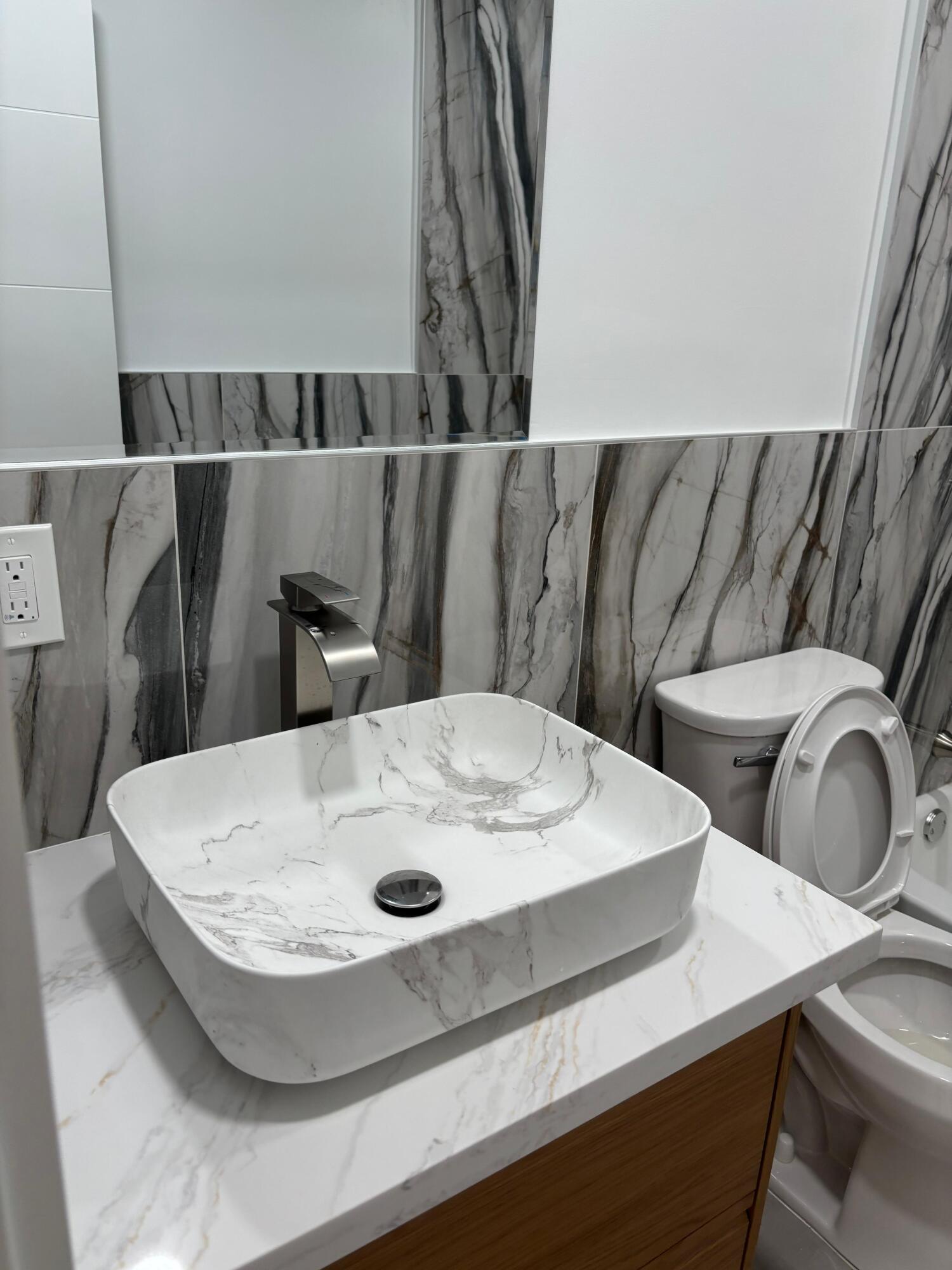 LAKE BELVEDERE ESTATES 3R - Residential Lease