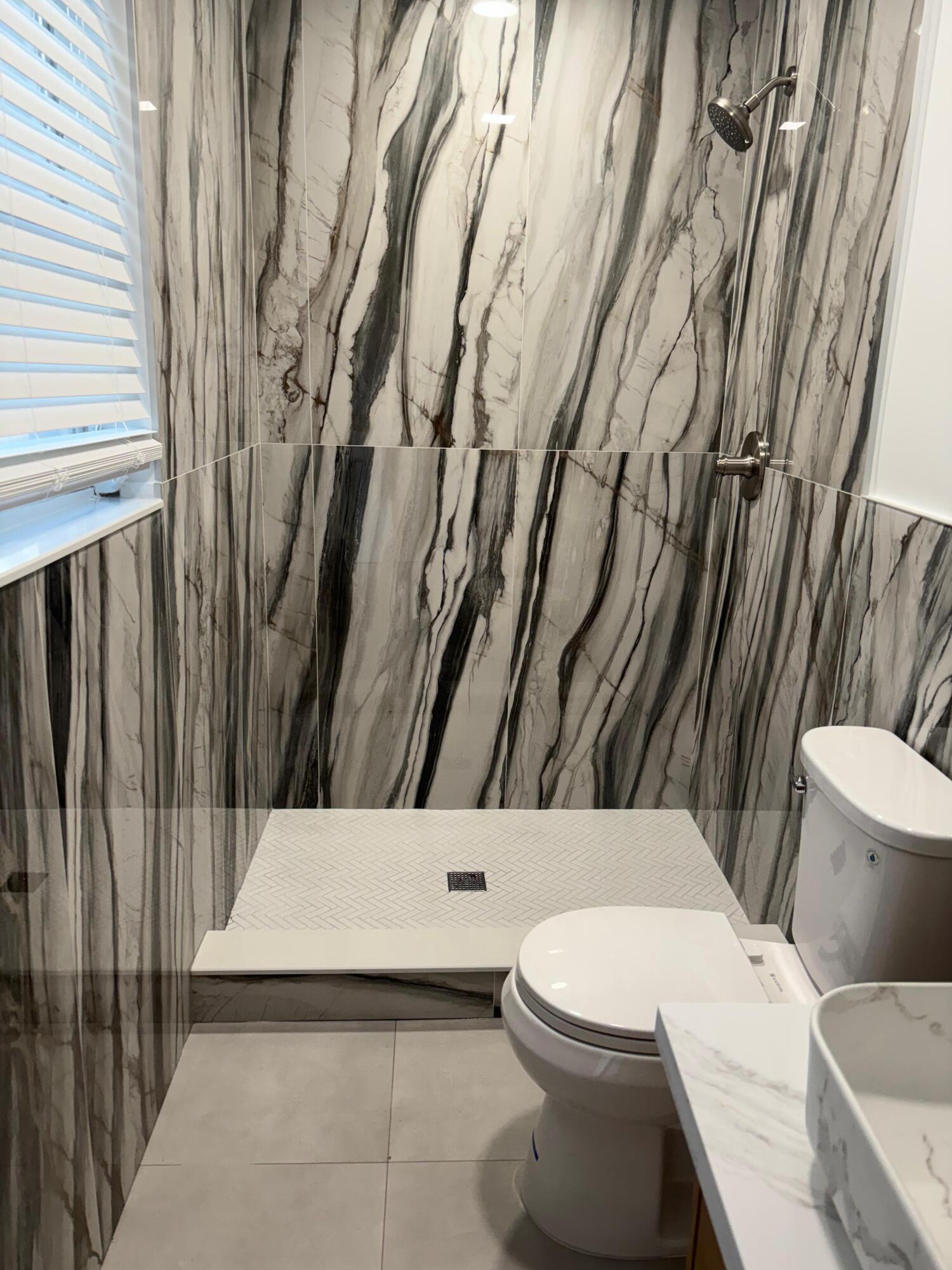 LAKE BELVEDERE ESTATES 3R - Residential Lease