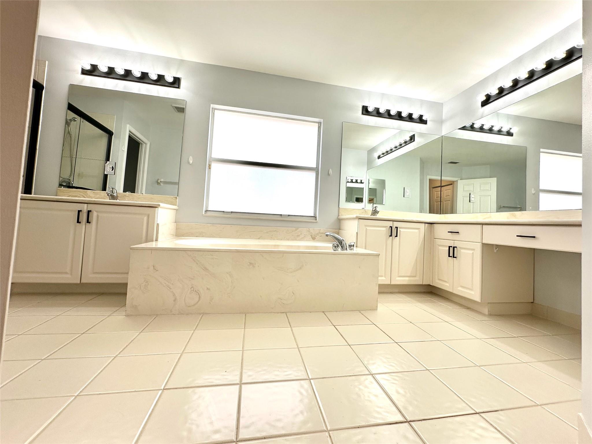 Falcon Trace - Residential