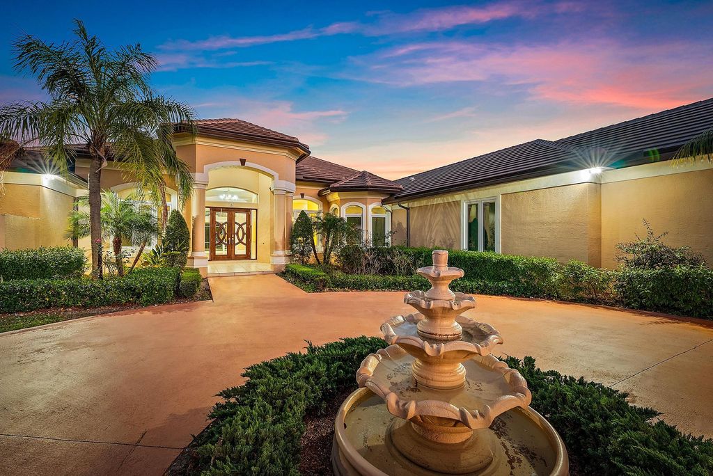 Photo of 8480 Man O War Road, Palm Beach Gardens, FL 33418 (MLS # R11155018)