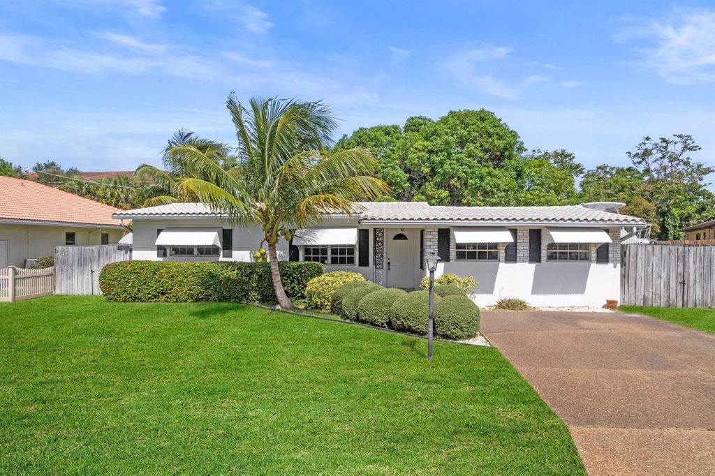 Photo of 2175 NW 3rd Court, Boca Raton, FL 33431 (MLS # R11108020)