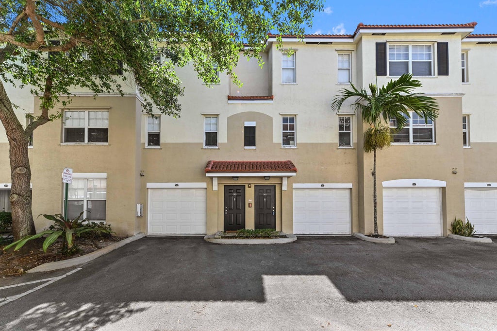 Photo of 6020 W Sample Road #204, Coral Springs, FL 33067 (MLS # B26070838)