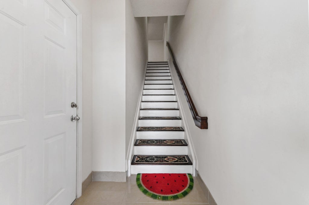 Photo of 6020 W Sample Road #204, Coral Springs, FL 33067 (MLS # B26070838)
