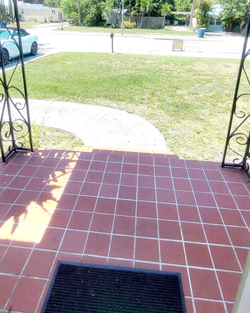 Photo of 1003 Georgia Ave, Fort Pierce, FL 34950 (MLS # R10993233)