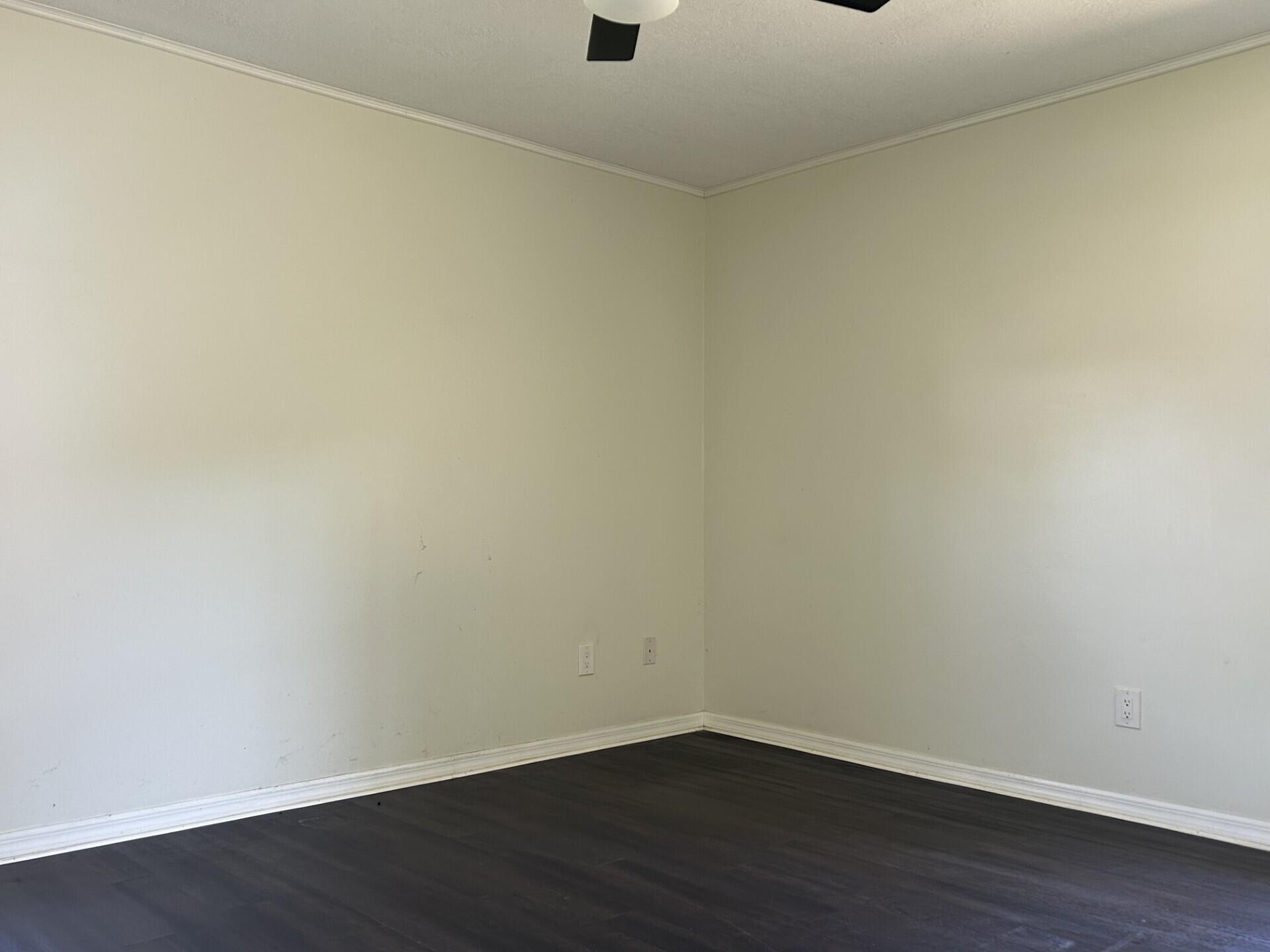 LAKEWOOD PARK UNIT 7 - Residential