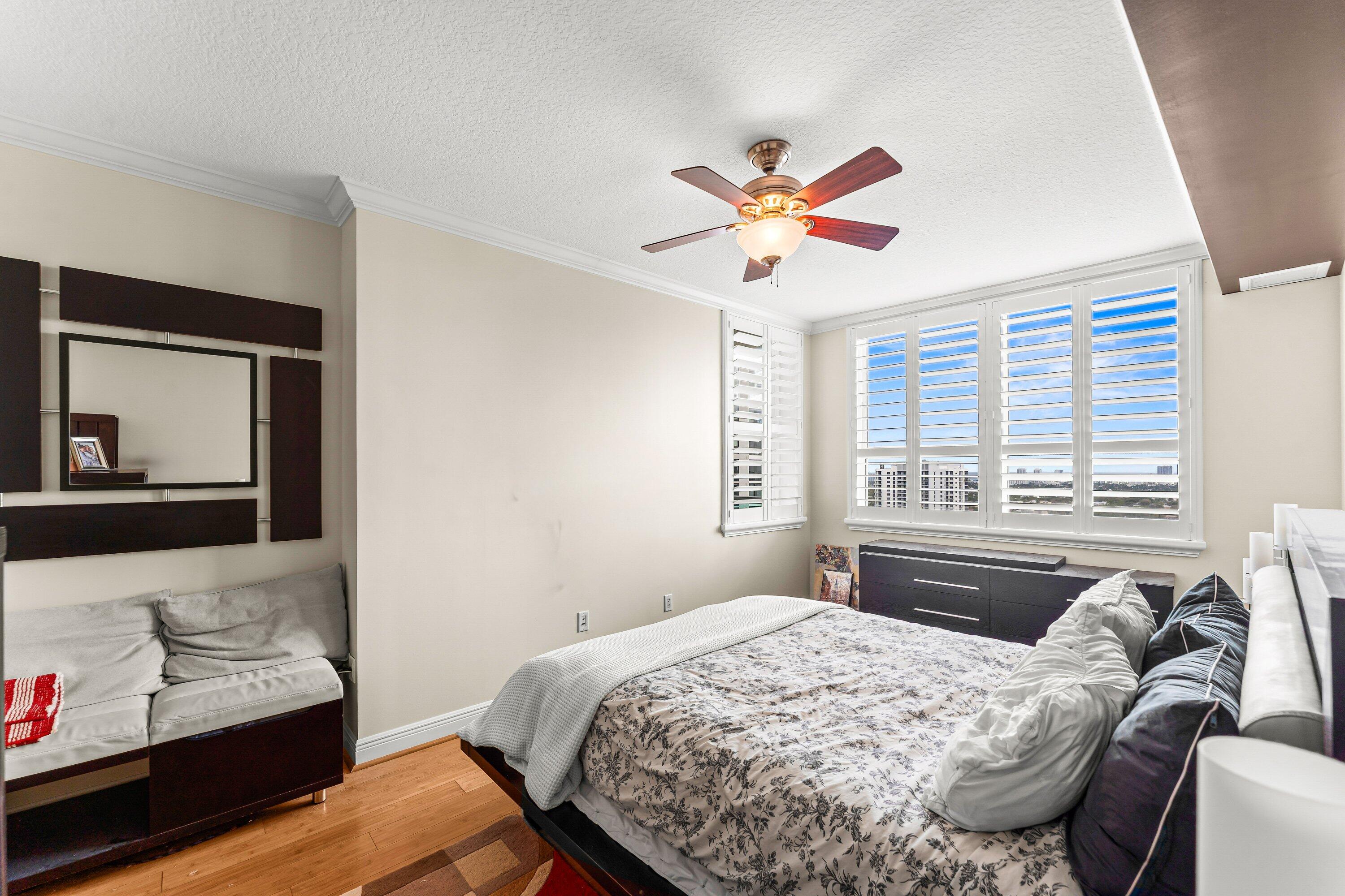 350 LAS OLAS PLACE CONDO - Residential