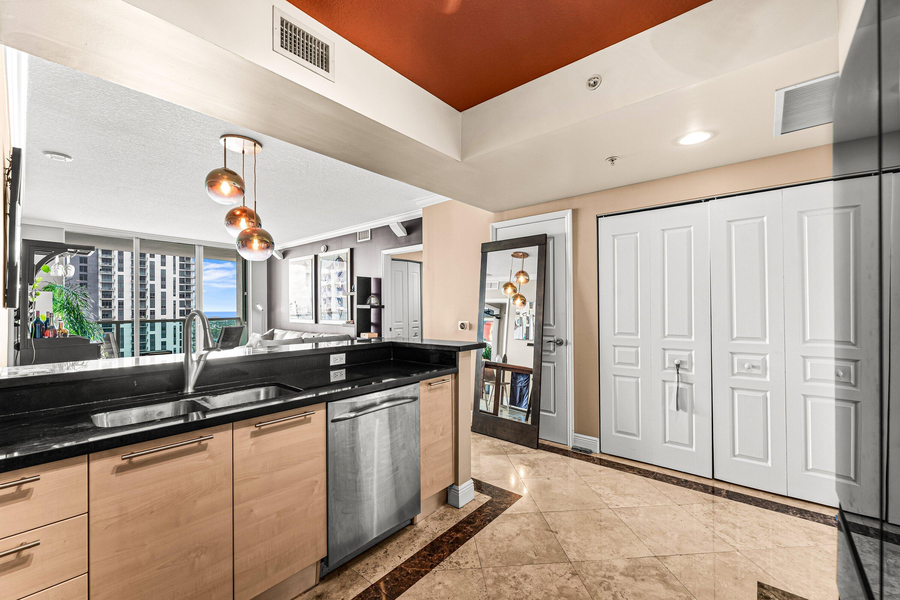 350 LAS OLAS PLACE CONDO - Residential