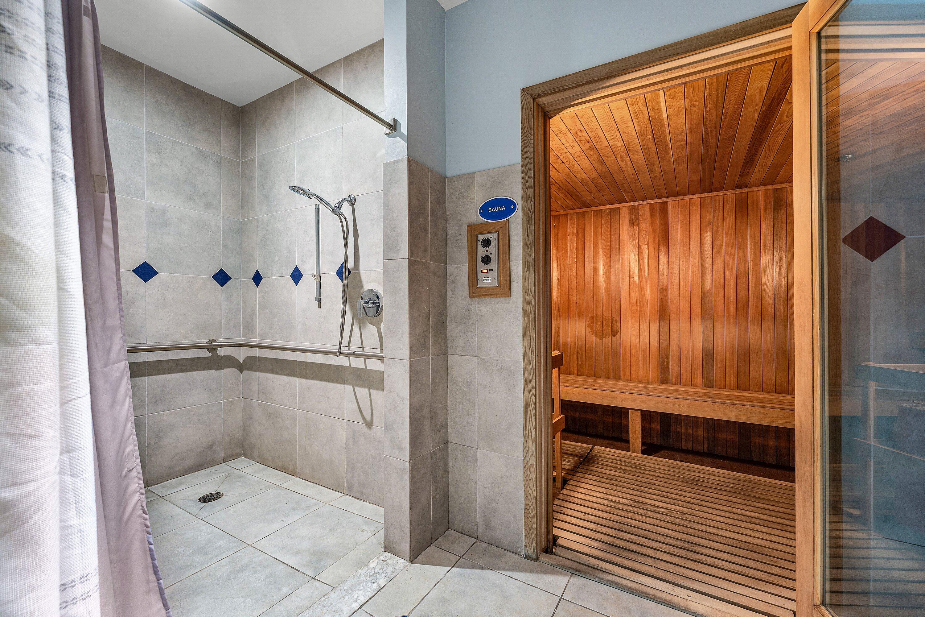 350 LAS OLAS PLACE CONDO - Residential