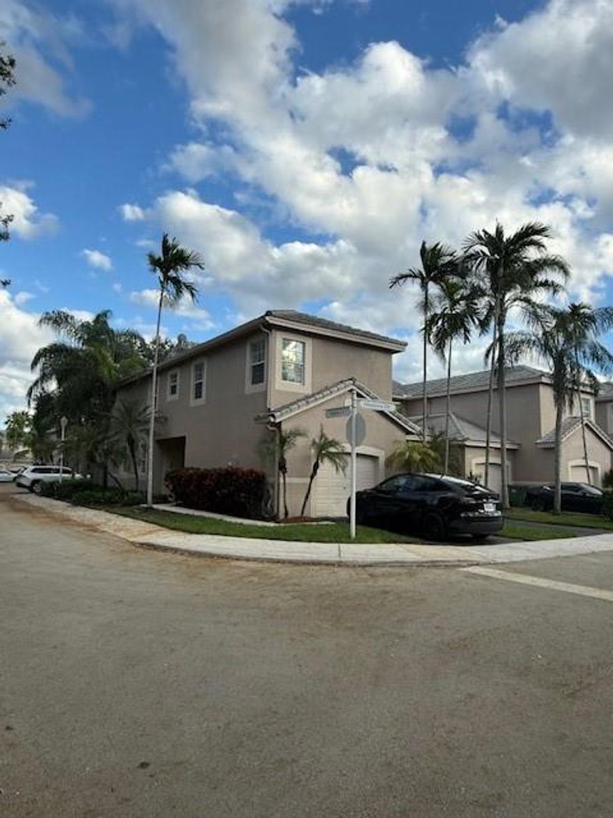 ...BEAUTIFUL REMODELED CORNER UNIT IN WESTON, CLOSE TO I-75 AND TO SHOPPINGS, EVRYTHING IS RIGHT THERE, HUGE COMMUNITY POOL, PLAY AREA, A+ SCHOOLS BEST OF FLORIDA!! THIS UNIT IS IN EXCELLENT CONDITIONS, MASTER BEDROOM WITH WALK-IN CLOSET, WOOD FLOORS IN LIVING AREAS TILE IN ALL BEDROOMS, KITCHEN WITH WOOD CABINETS AND GRANITE COUNTER TOPS, READY TO MOVE IN; NEW A/C UNIT .................... ONLY 2 VEHICLES ALLOWED PER HOUSEHOLD BY ASSOCIATION....