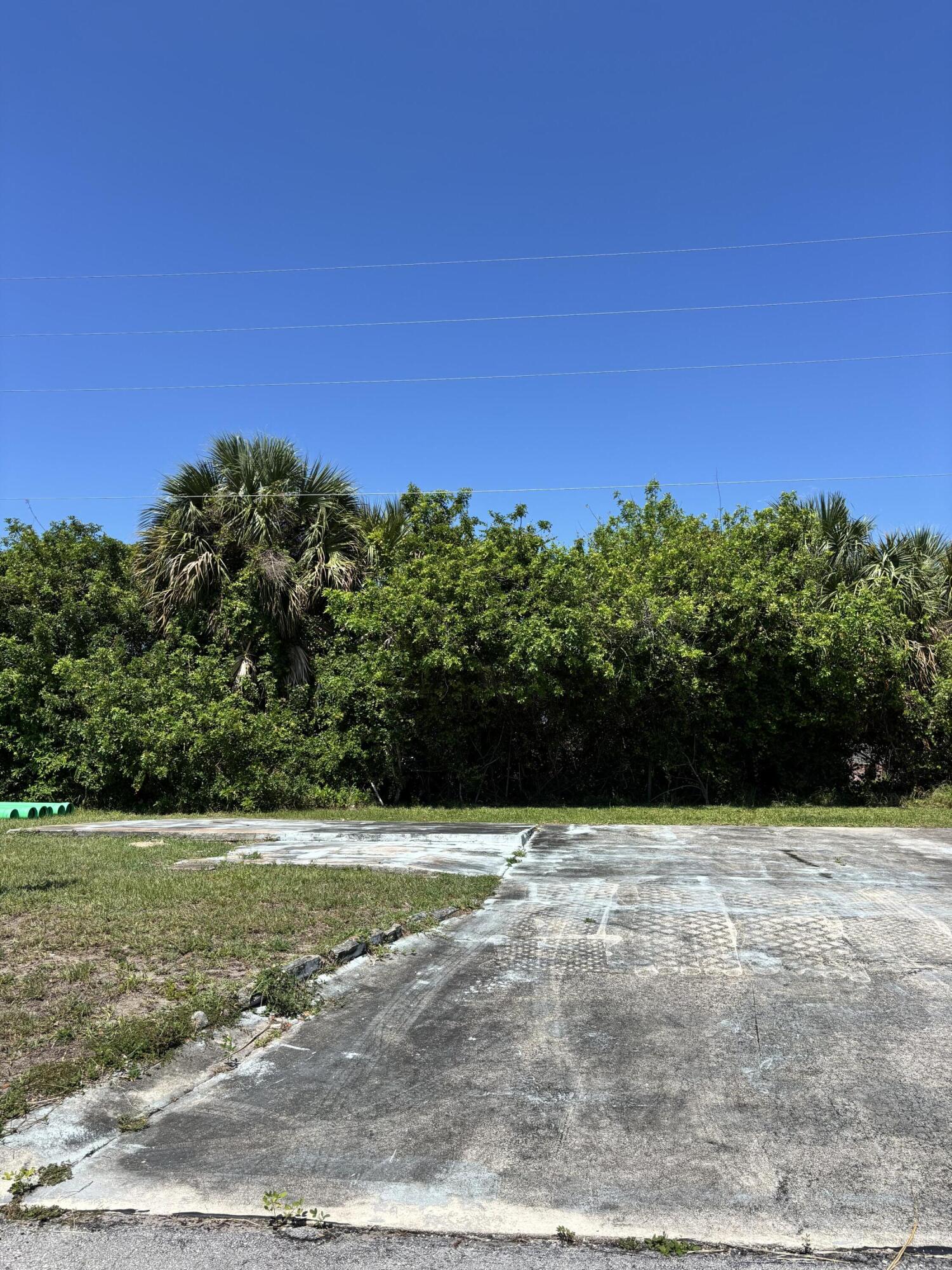 2023 Saint Lucie Boulevard 186