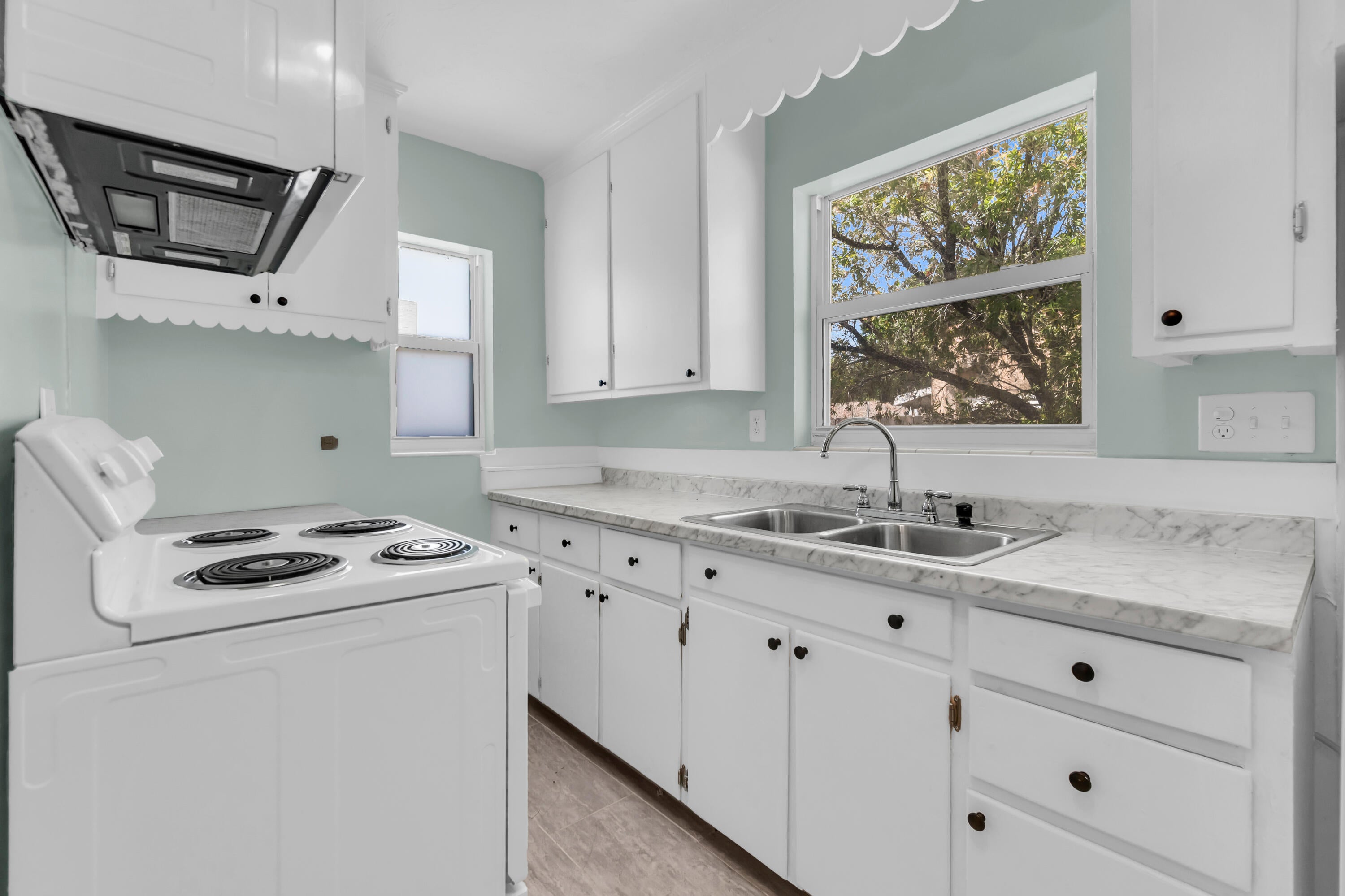 434 49TH Street