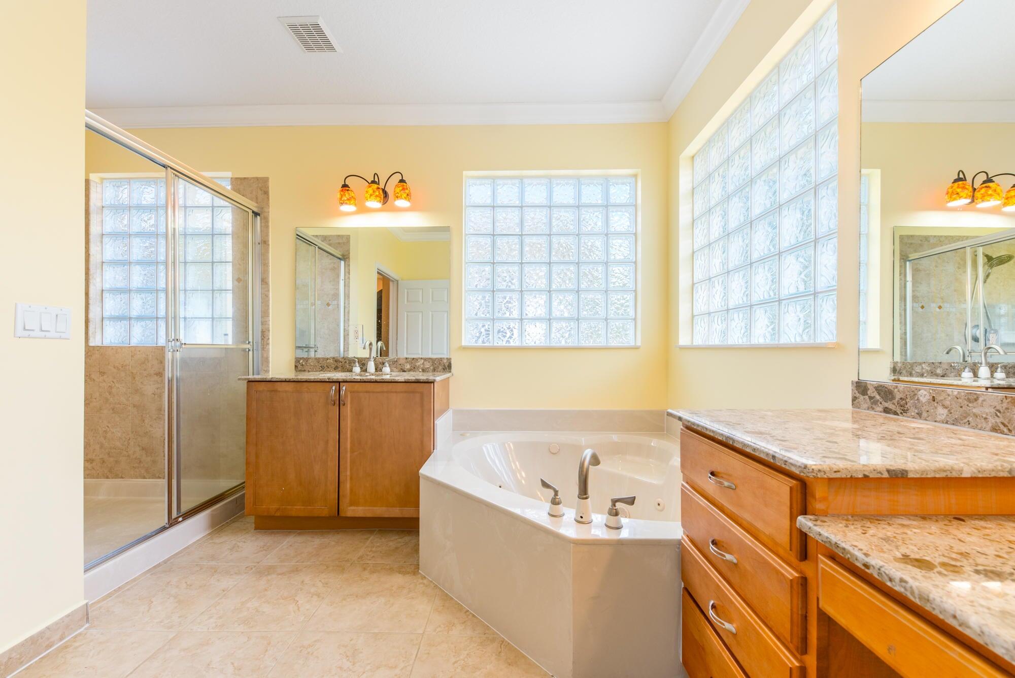 PALMYRA ESTATES - Residential