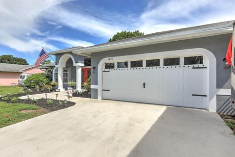 A home in Port St Lucie