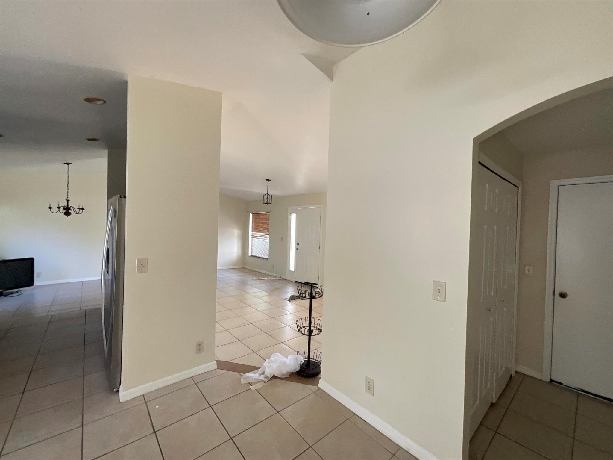 PORT ST LUCIE-SECTION 07- - Residential Lease