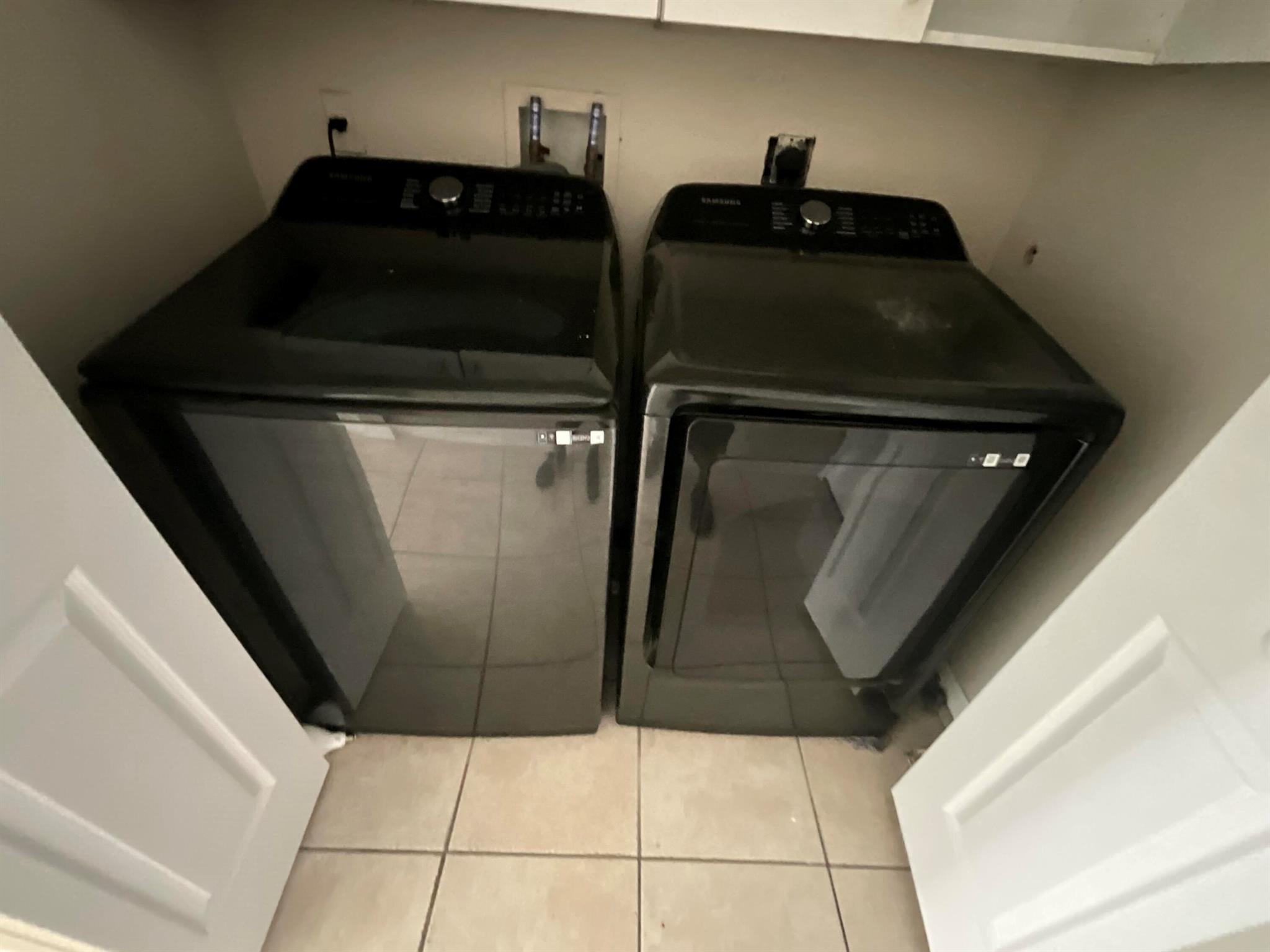 PORT ST LUCIE-SECTION 07- - Residential Lease