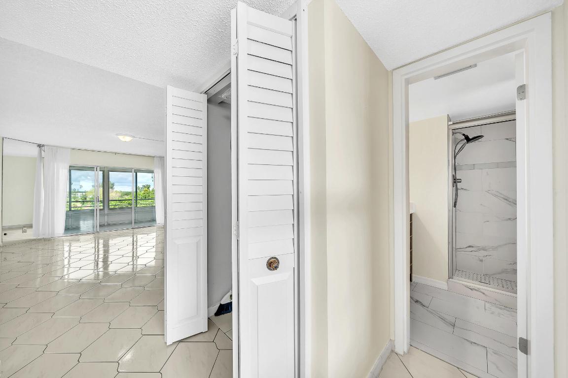 POINCIANA PLACE CONDO 1,2,8 AND 9 - Residential Lease