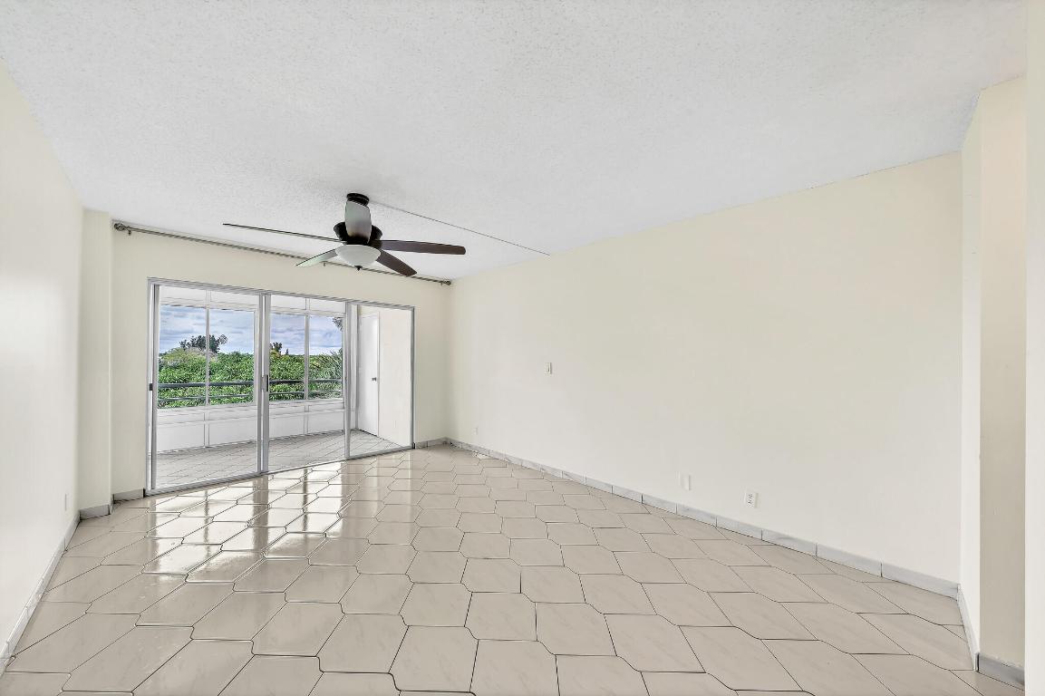 POINCIANA PLACE CONDO 1,2,8 AND 9 - Residential Lease