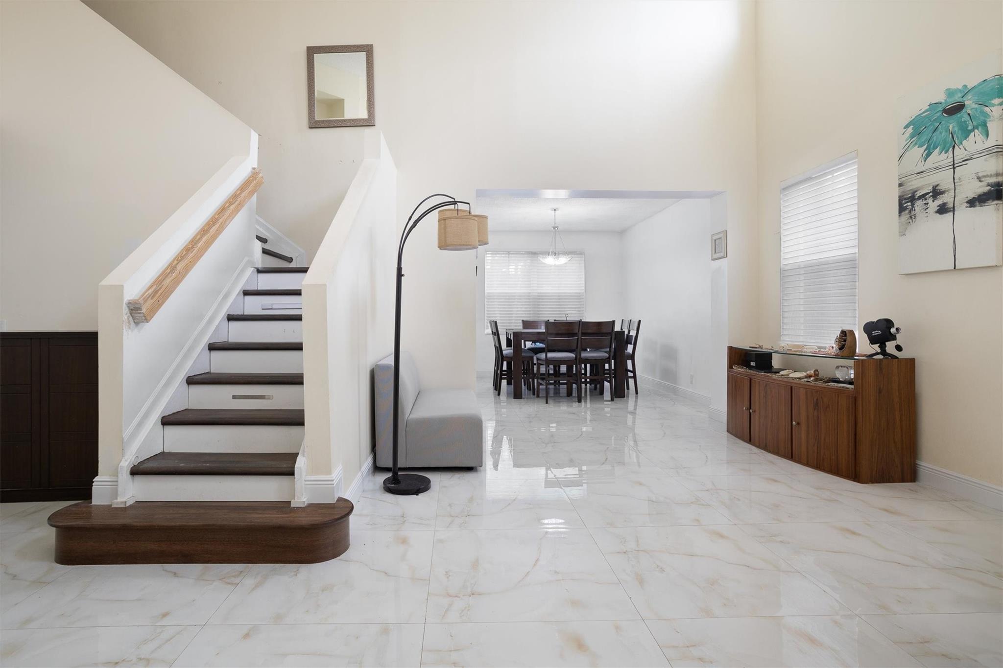 4113 Staghorn Ln